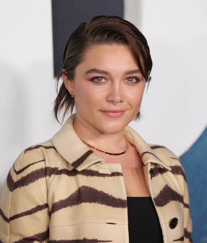 haircuts for oval faces: florence pugh bixie cut